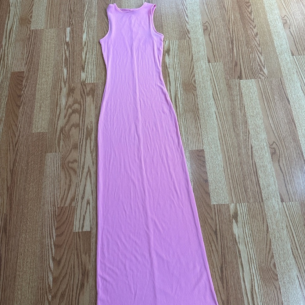 SKIMS Pink Sleeveless Maxi Dress - Picture 5 of 5